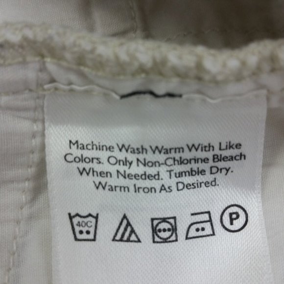 Eddie Bauer Beige Chino Shorts Size 8 High Rise Women Cotton Pockets Flat Front - Picture 9 of 9